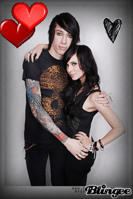 Trace Cyrus And Hanna Beth Picture 110400615 Blingee Com