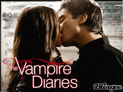 Elena Kiss Damon Vampire Diaries Bild 117754393 Blingee Com Like this page and join de family! blingee com