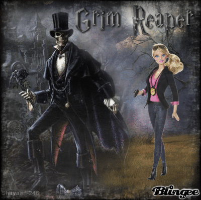 Almost Funny-Gothic Grim Reaper Comes for Barbie Doll Fotografía